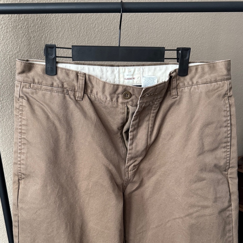 GAP Men's Khaki Chinos